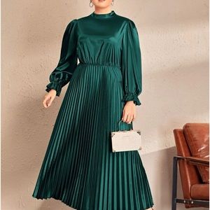 HOLIDAY DRESS 👗 NWOT